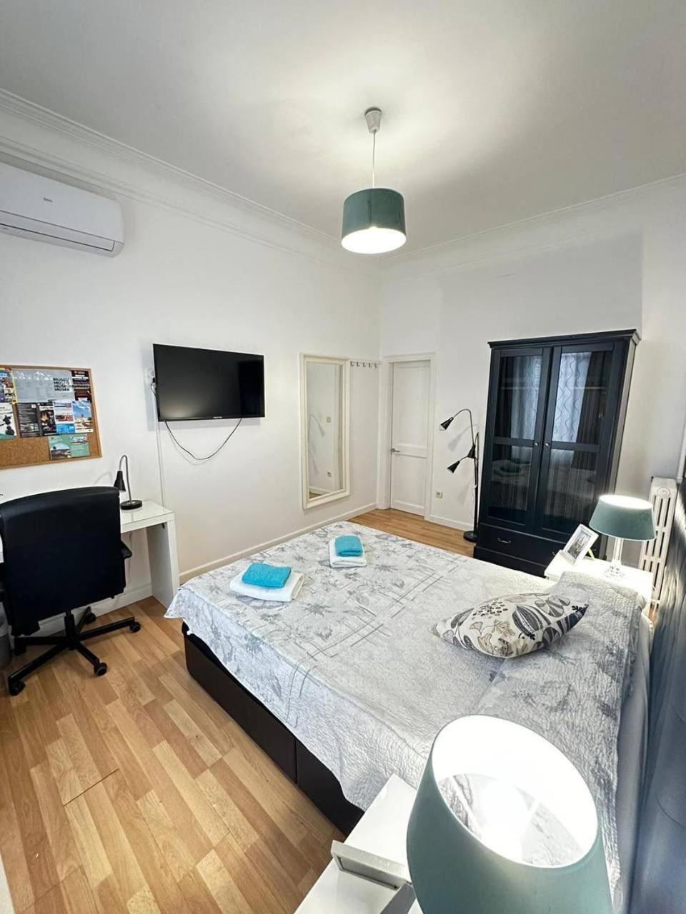 Rooms Tetu Barcelone Extérieur photo
