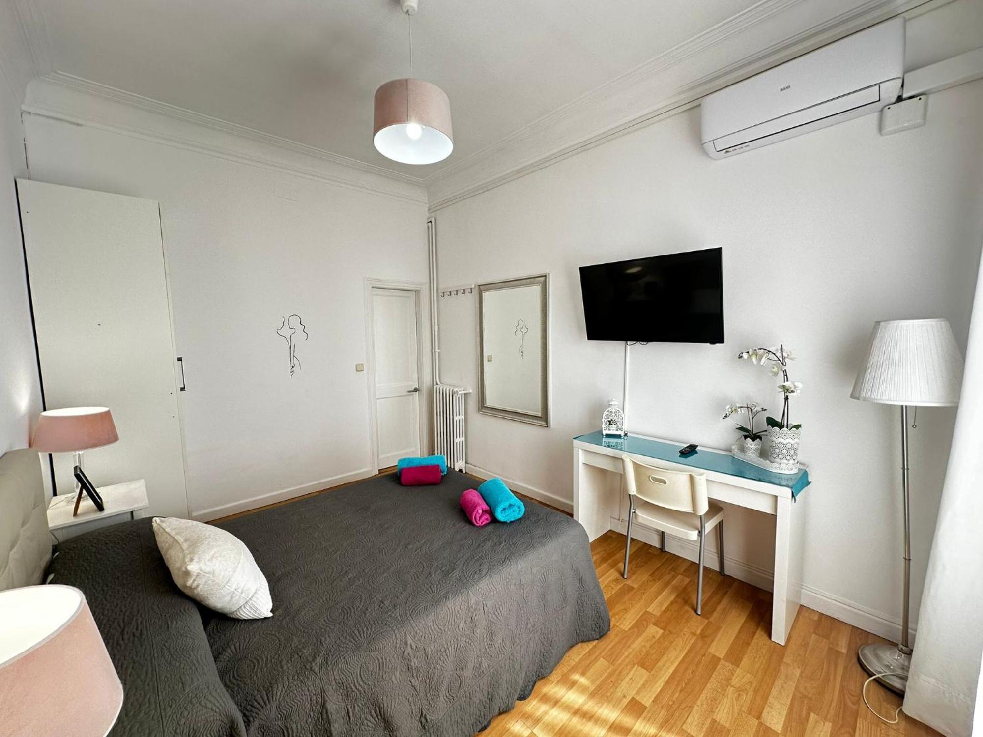 Rooms Tetu Barcelone Extérieur photo